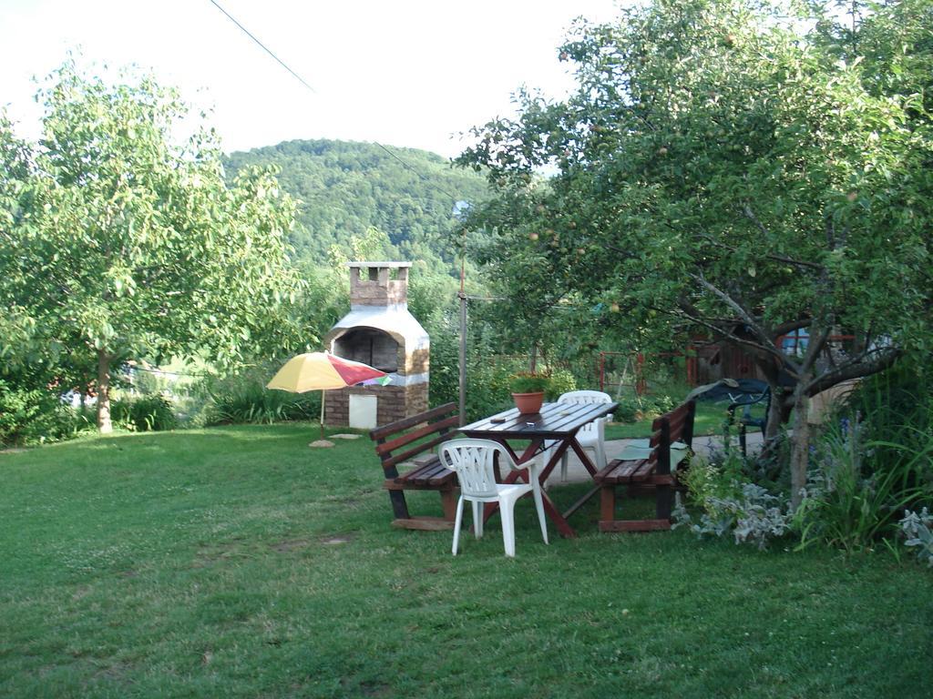 Rooms Marica Selište Drežničko Exterior foto